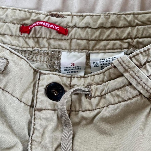 Union Bay Cargo Shorts - Picture 3 of 3